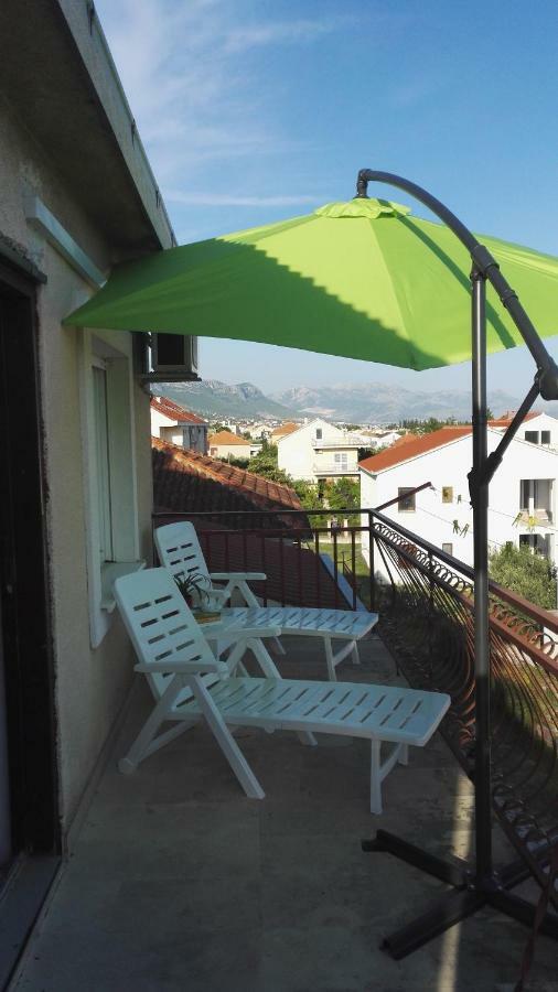 Apartmani Ljubica Kaštela Екстериор снимка