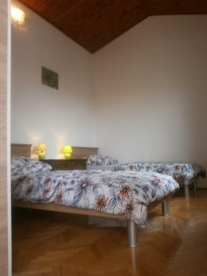 Apartmani Ljubica Kaštela Екстериор снимка