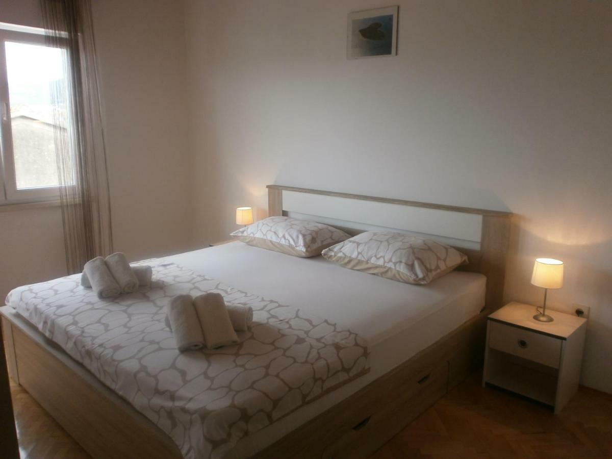 Apartmani Ljubica Kaštela Екстериор снимка