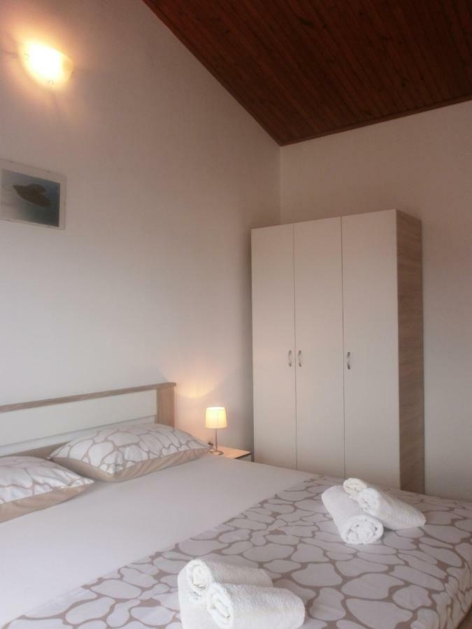 Apartmani Ljubica Kaštela Екстериор снимка