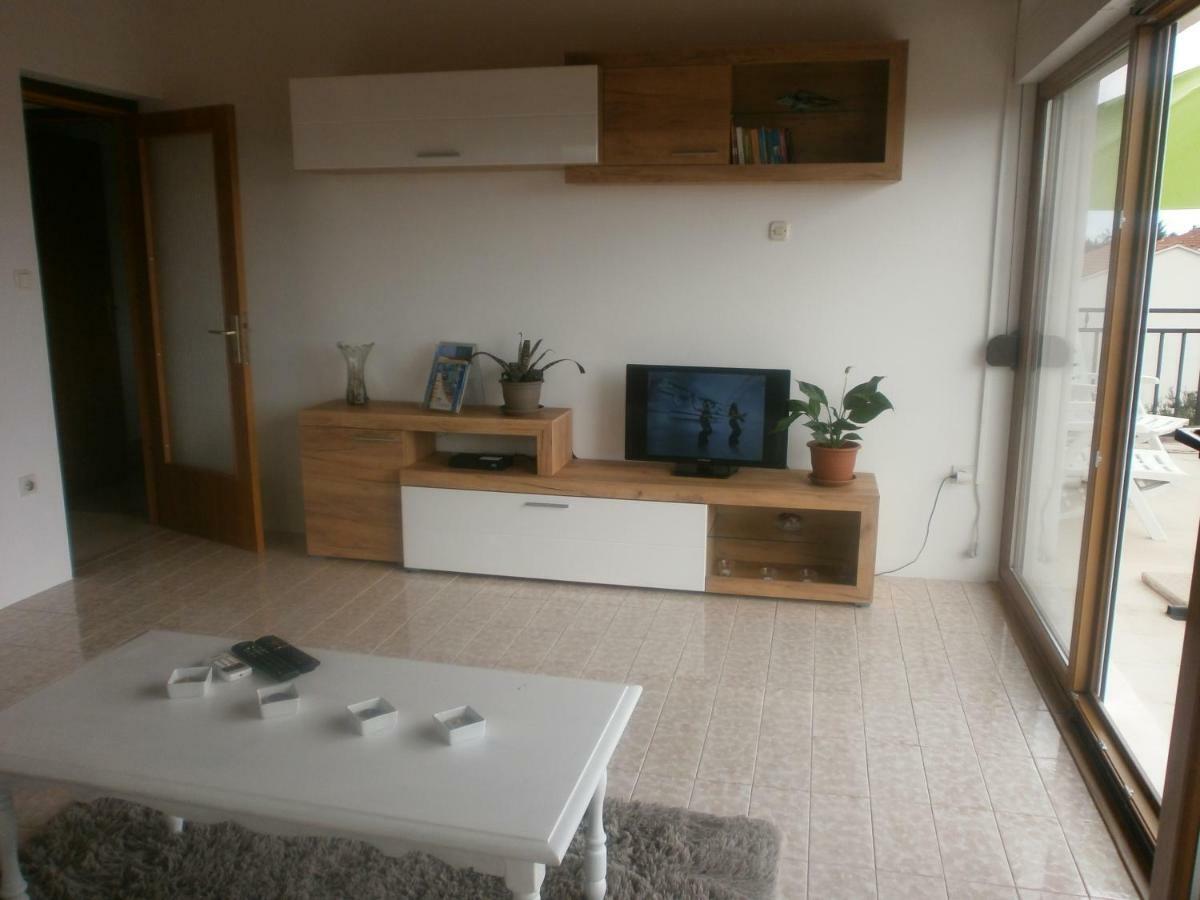 Apartmani Ljubica Kaštela Екстериор снимка