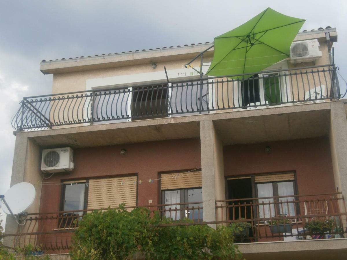 Apartmani Ljubica Kaštela Екстериор снимка
